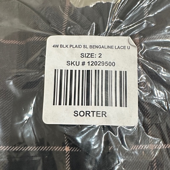 Black Plaid Bengaline Lace Up Peplum Cami - Picture 6 of 7